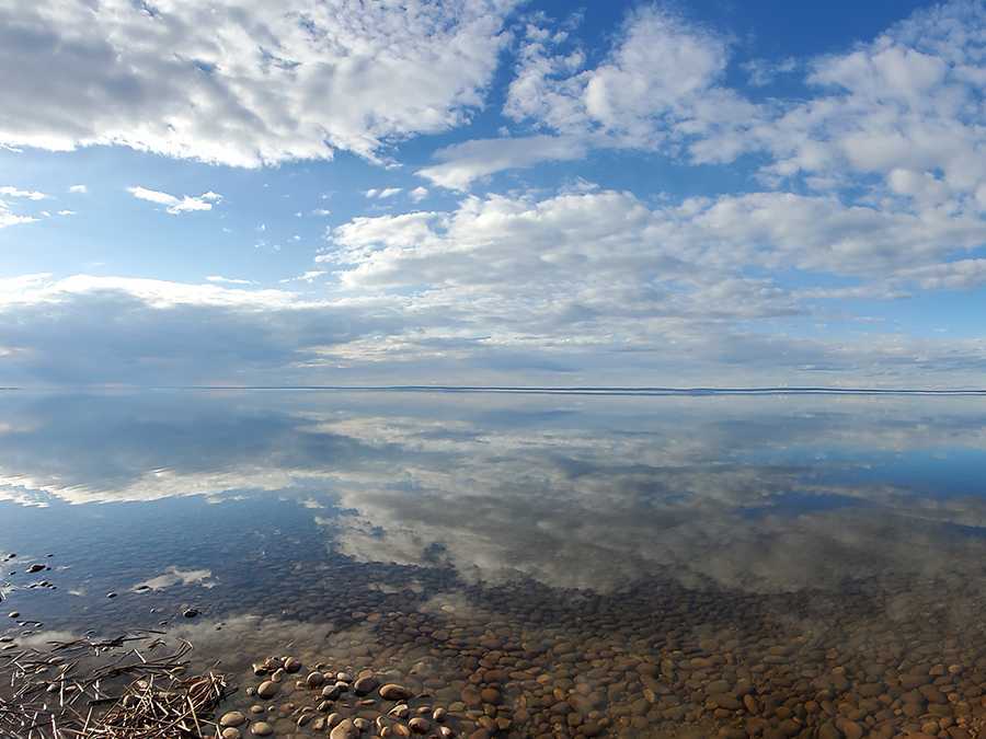 Ih lakefront calm 01