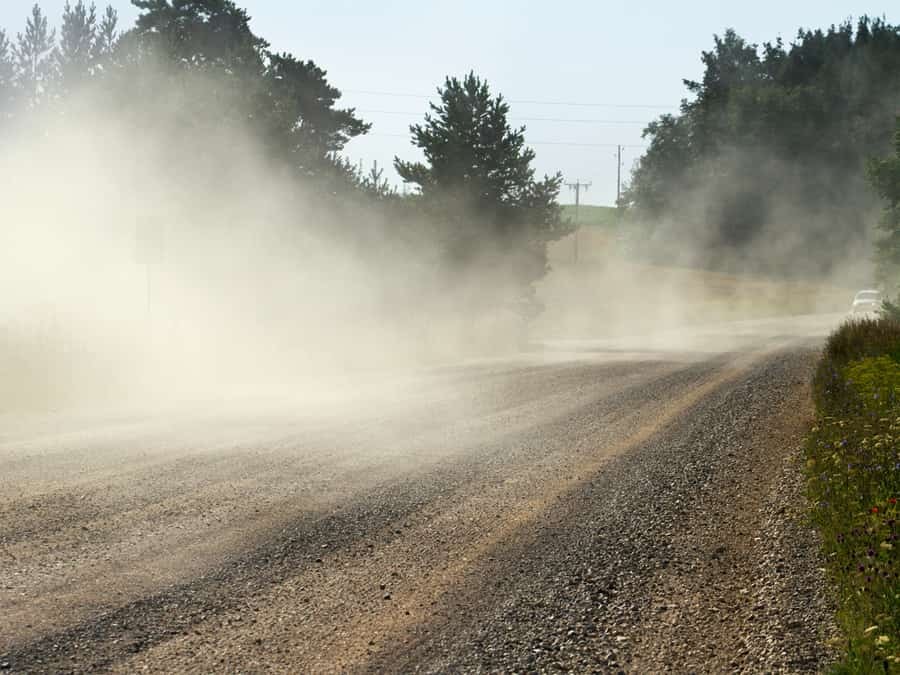 Ih dusty road 01